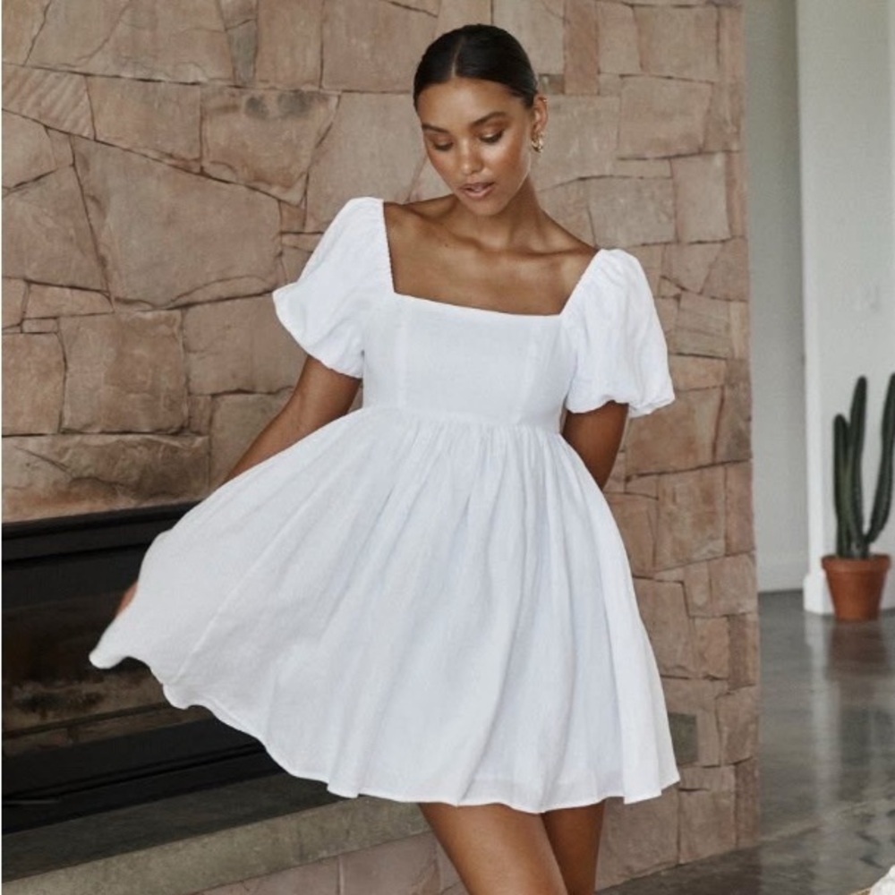 DISSH Danielle White Mini Dress Linen Size 12 Summer Puff Sleeve Flowy Short